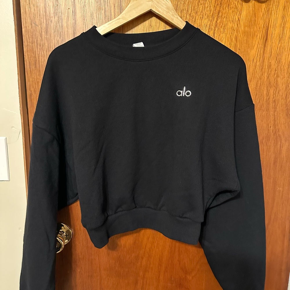 ALO Black Cropped Crewneck - Picture 2 of 2